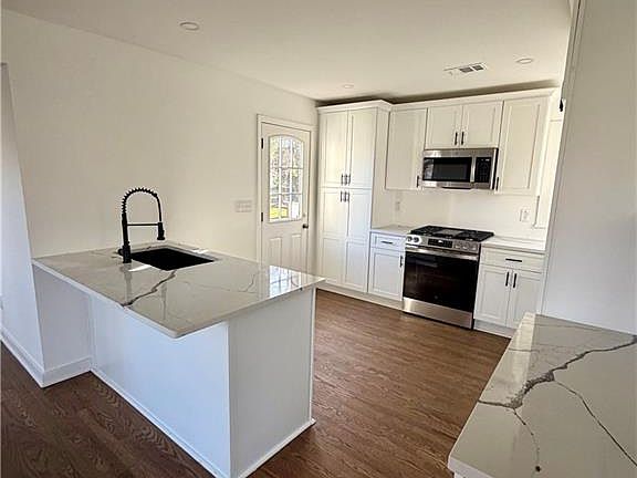 2nd image of 3907 Market St