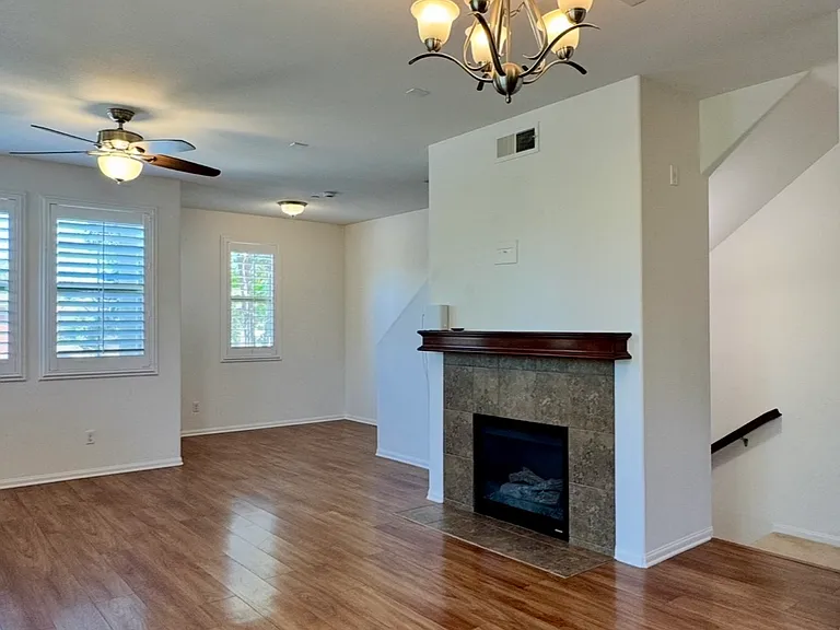 1876 Champagne Ct #5 — Photo 13