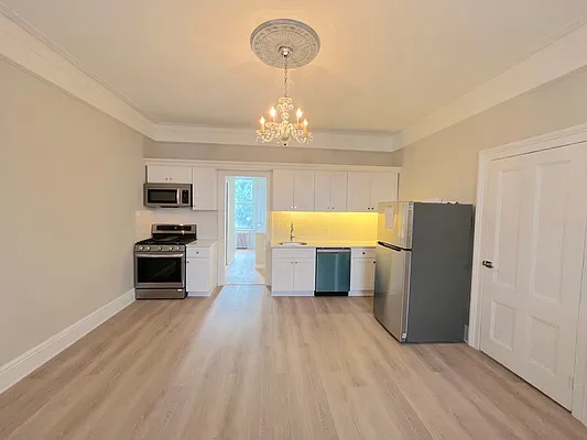 Rented by REALTY QUEST NEW YORK INC | media 1