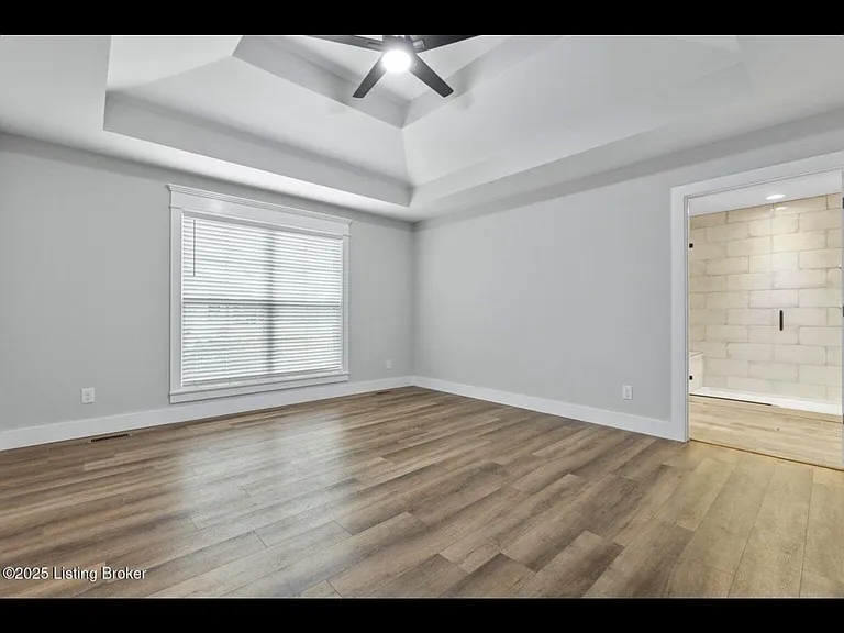 19 Clubhouse Ct — Photo 7