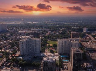 2000 Linwood Ave APT 15P, Fort Lee, NJ 07024