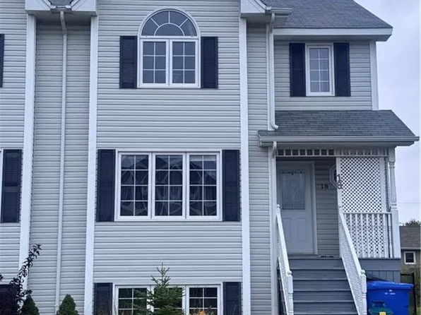 18 Rainford Ct, Moncton, NB E1G 0T4