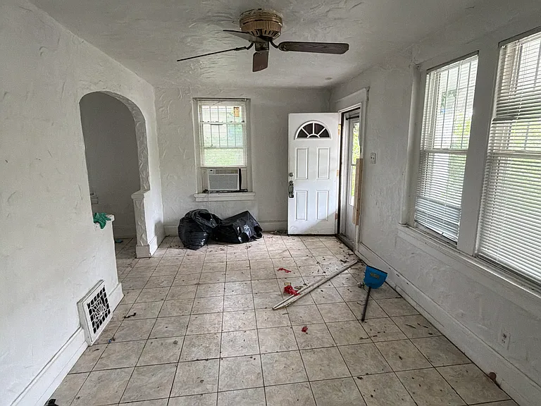 5619 Janet Ave — Photo 5