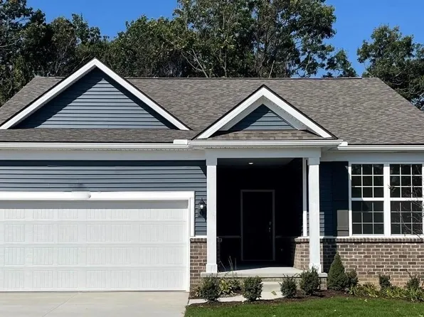 3013 Sheffield Cir, Clarkston, MI 48346