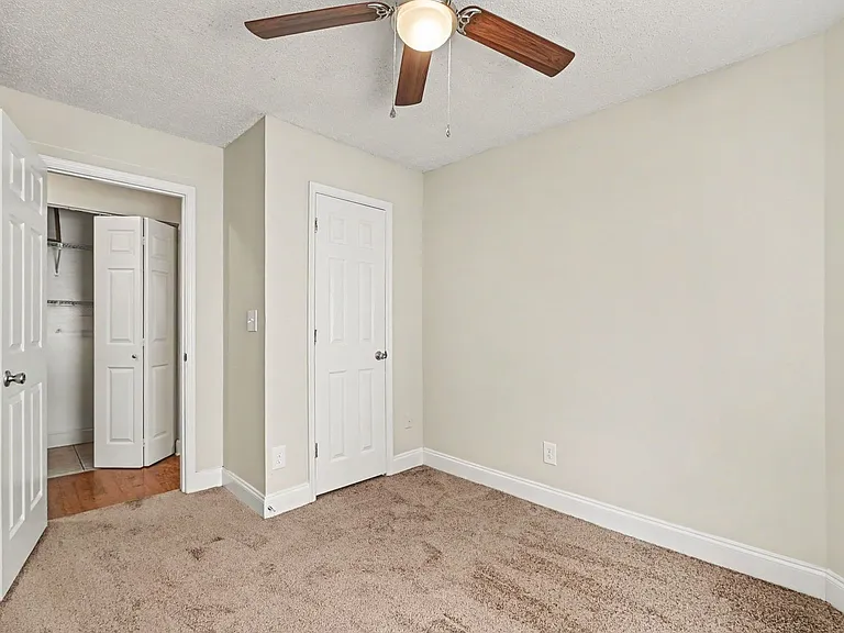 3543 Broad Oak Ct — Photo 11