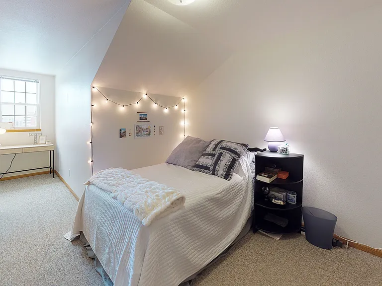 Campus Properties — Photo 8