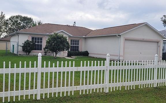 3rd image of 337 Lauderdale Ct