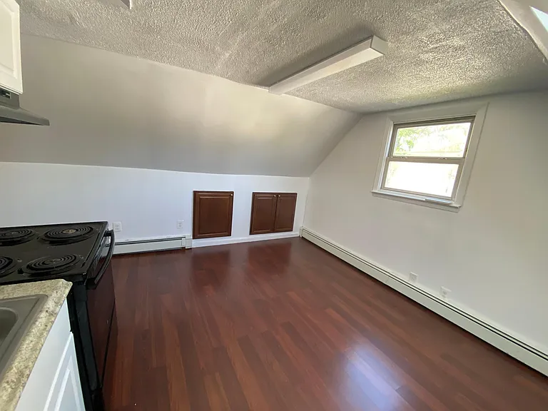 132 Cambridge Ave #2 — Photo 10
