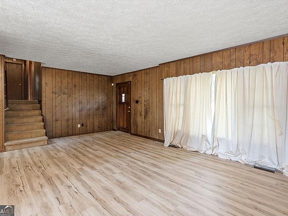4th image of 5560 Fulton Mill Rd