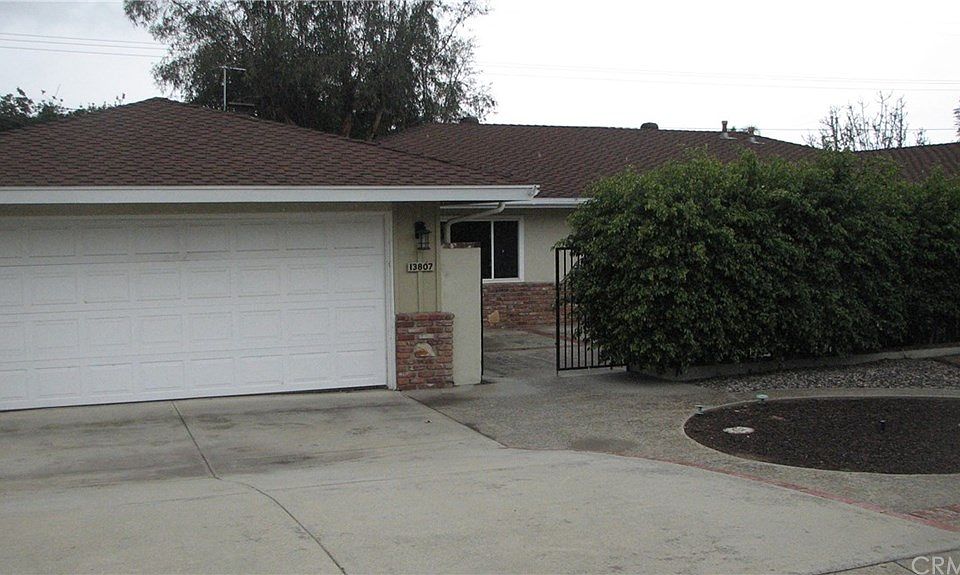 1st image of 13807 Hewes Ave
