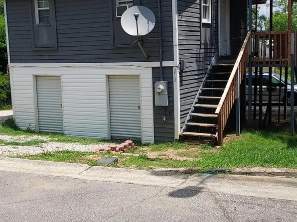 212 W Oak St, Fayetteville, NC 28306