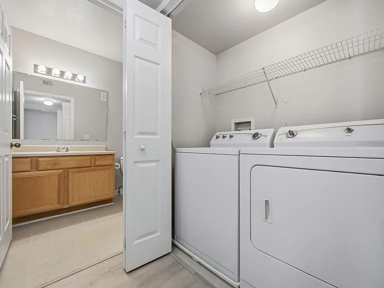 1195 Villagio Cir #208 — Photo 30
