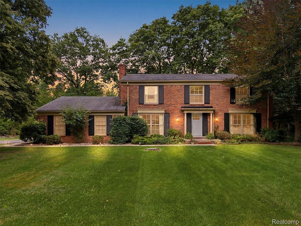 1st image of 4367 Yorktown Dr