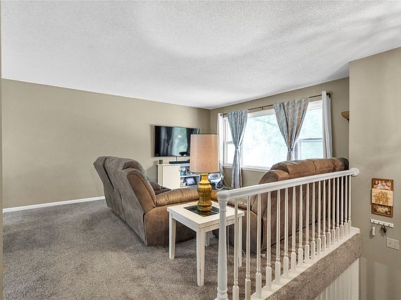 3rd image of 2737 Westwood Dr NW