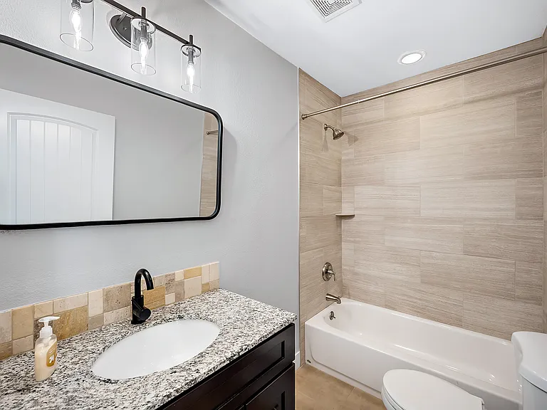 4524 Decatur St — Photo 11