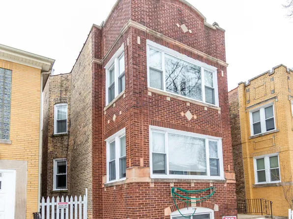 5829 N Maplewood Ave, Chicago, IL 60659