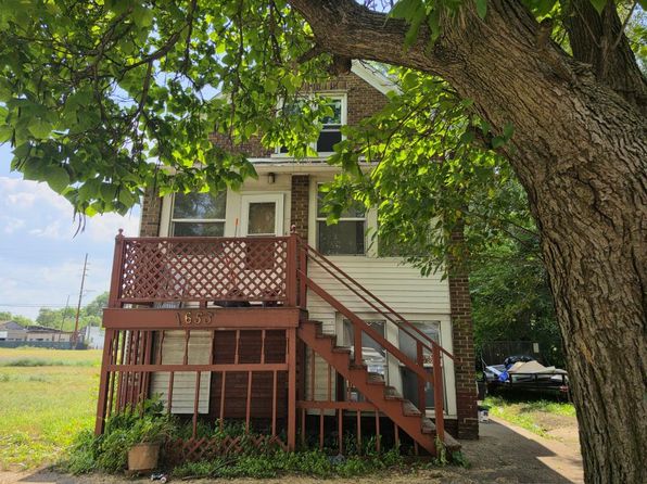 1653 W 10th Pl