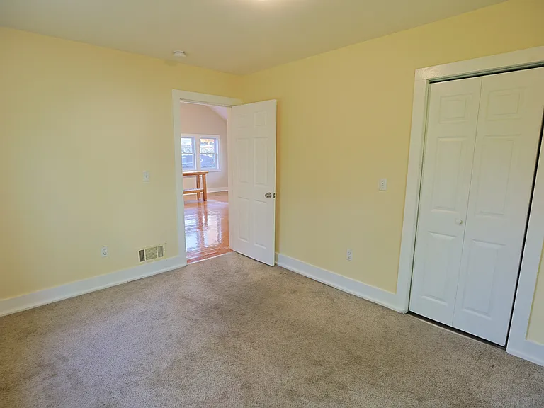 28 Mulford Ave — Photo 11