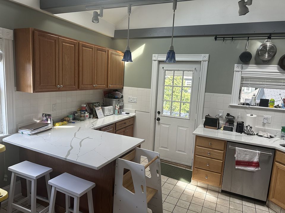 1st image of 13 Saint James St #2