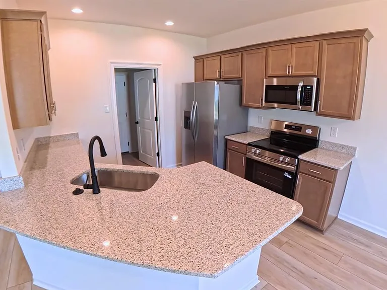 25699 Raines Ave — Photo 6