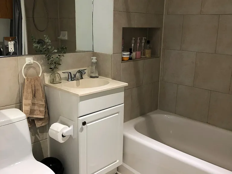 126 Concord Ave #3 — Photo 5