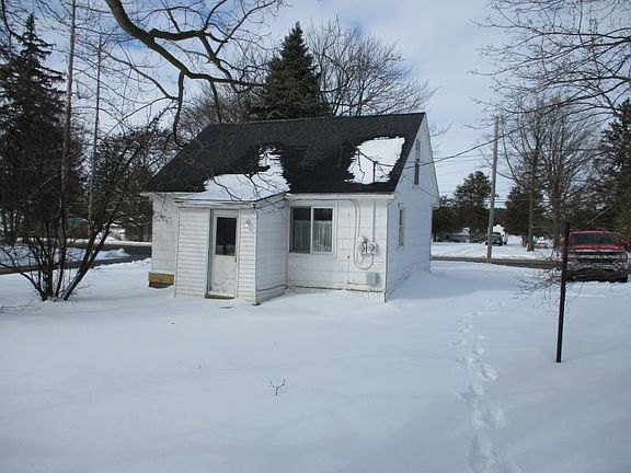2nd image of 4102 E Chandler St