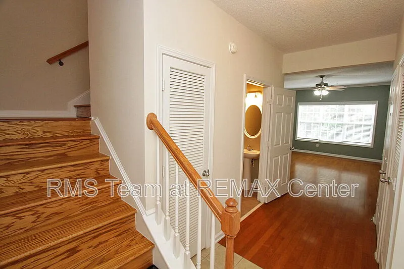 3500 Sweetwater Rd — Photo 3