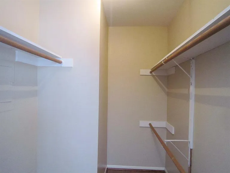 8299 Cambridge St #403 — Photo 13