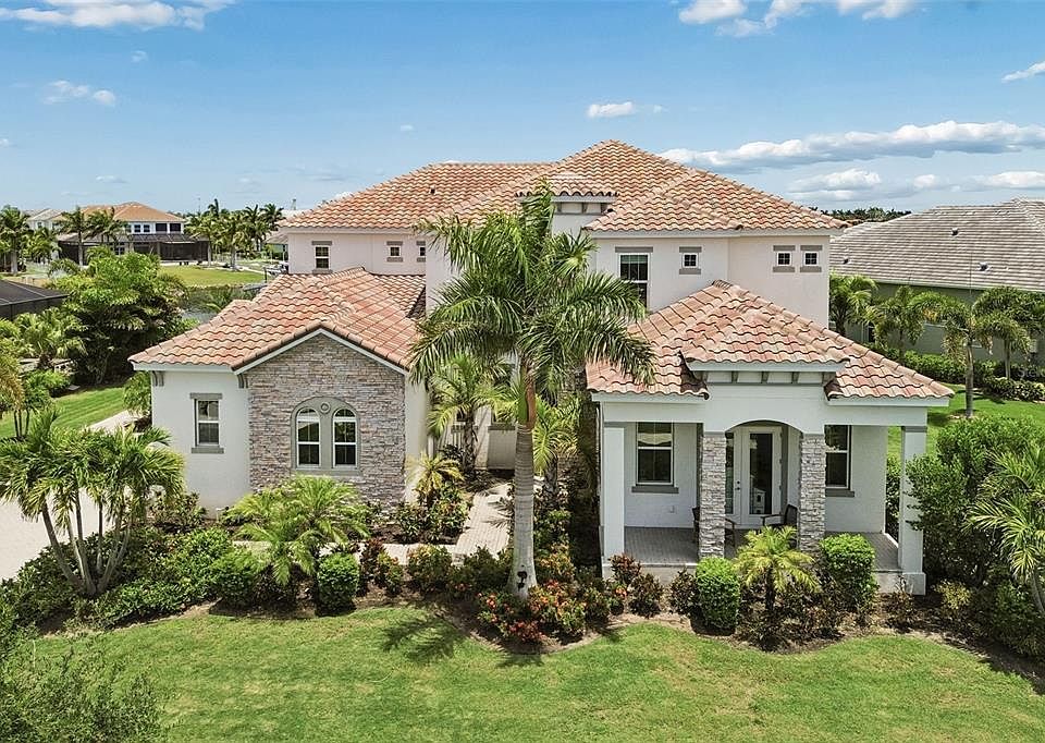 1st image of 823 Manns Harbor Dr