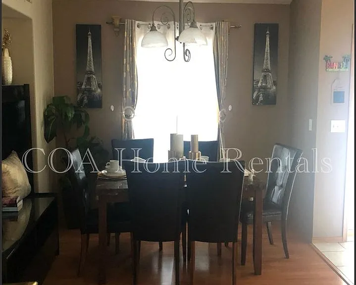 2218 S Beech St — Photo 4