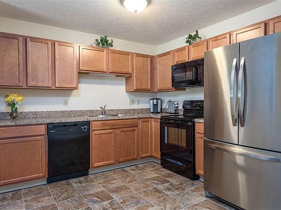 3rd image of 428 Rachel Ln #26F