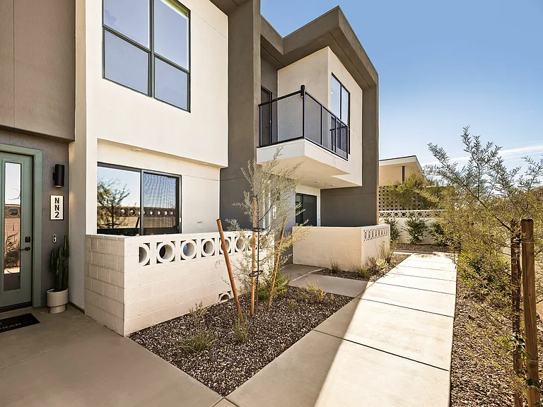 Sonoran Row Townhomes — Photo 18