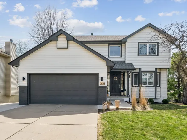 2828 Walnut St, West Des Moines, IA 50265