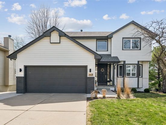 2828 Walnut St, West Des Moines, IA 50265