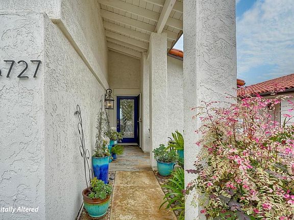 2nd image of 6727 Russelia Ct