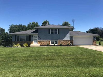 8510 Valley View Dr, Byron, IL, 61010