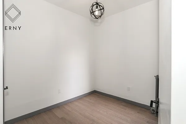 Rented by Pinn Realty | media 57