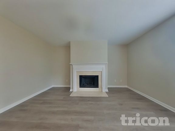 3rd image of 3680 Devon Park Ln NW