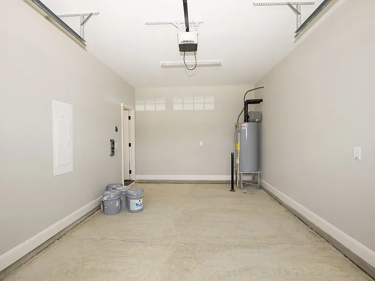 1021 Juniper Lake Rd — Photo 21