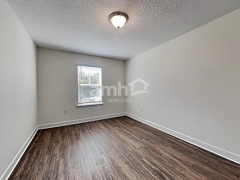 1261 Tan Tara Trl — Photo 28