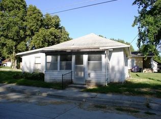 619 S 15th St, Nebraska City, NE 68410