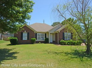 4200 Rosswood Dr, Memphis, TN 38128