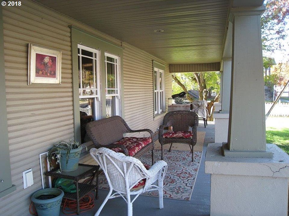 1st image of 106 W 1st St