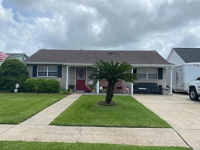 1st image of 4032 Cottonwood Dr