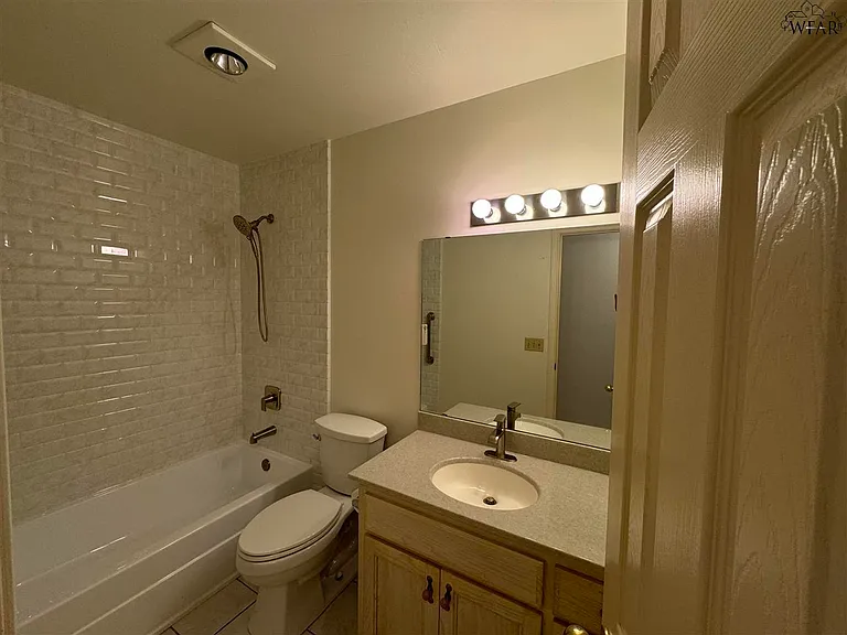4845 Shenandoah Dr — Photo 15