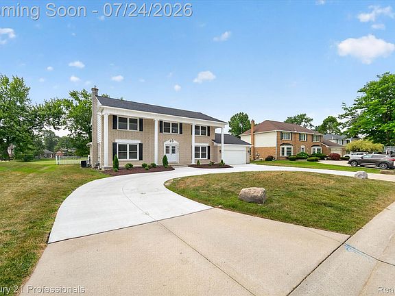 2nd image of 36045 Congress Ct