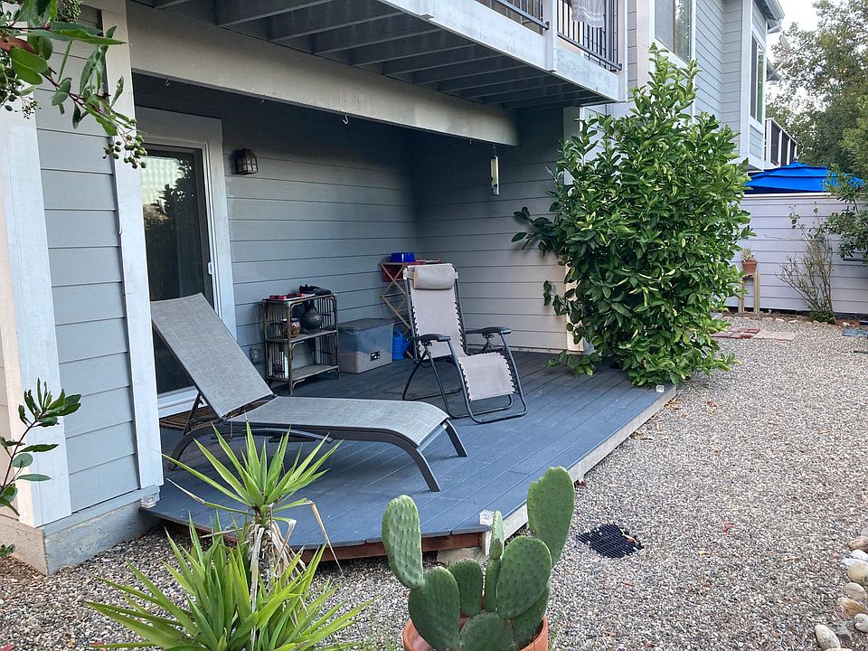 1st image of 722 Hillside Dr #722