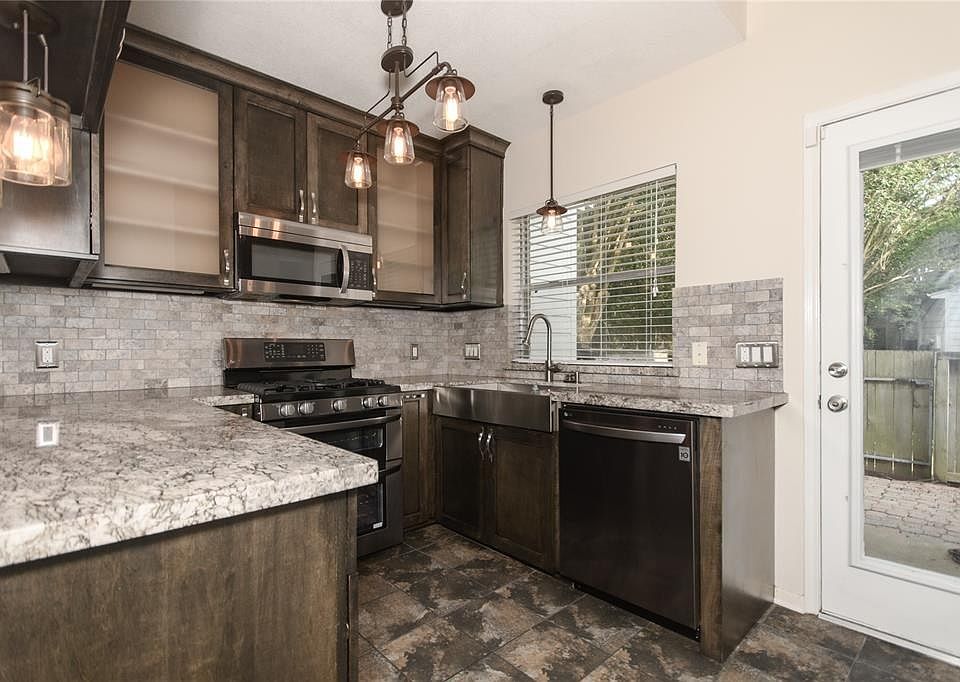 1st image of 2930 Grants Lake Blvd