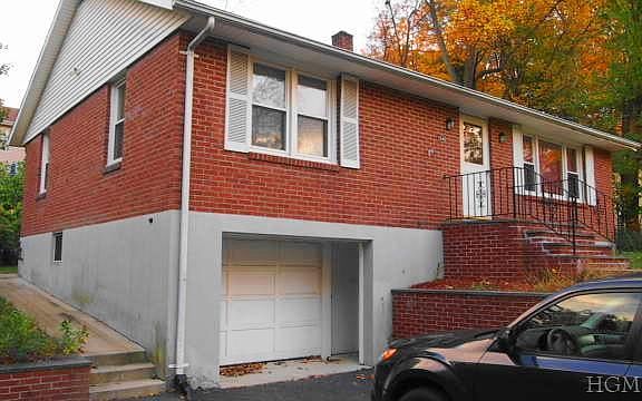 4th image of 1646 Central St