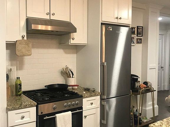 2nd image of 80-82 Madison Ave #80-3